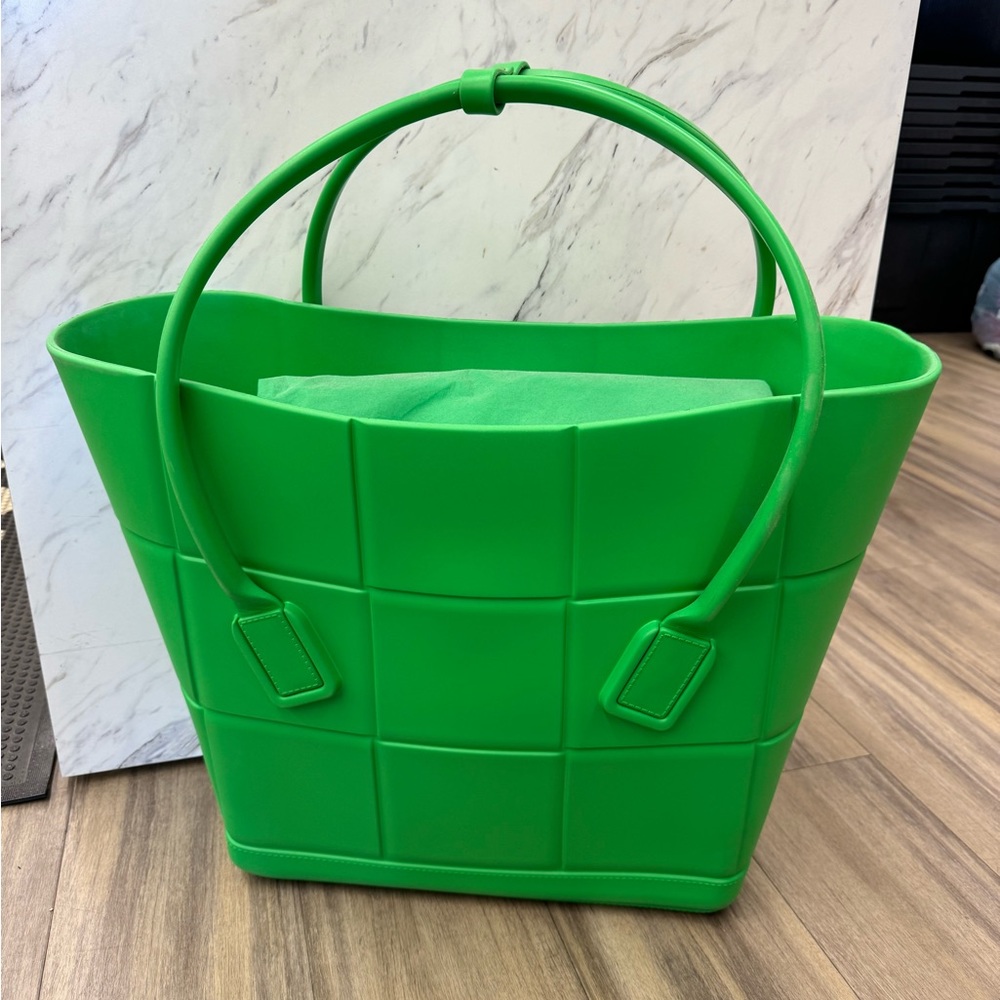 Bottega Veneta Large Arco Shopping tote